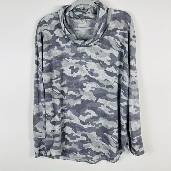 Jane & Delancey Tops - Jane & Delancey Size Large Camo Cowl Neck Sweatshirt Gray Long Sleeve
